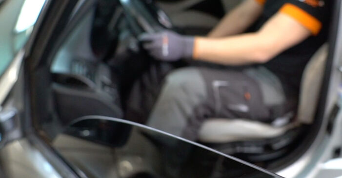 Πώς να αλλάξετε Γρύλος παραθύρου σε BMW 3 SERIES - δωρεάν εγχειρίδια PDF και βίντεο οδηγιών