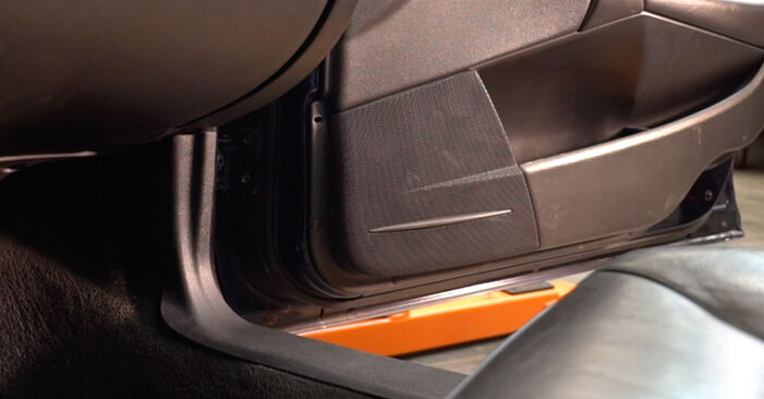 XC90 I (275) 3.2 AWD 2013 Salona filtrs patstāvīgas nomaiņas remonta rokasgrāmata