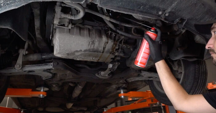 AUDI 200 2.3 Oil Filter replacement: online guides and video tutorials