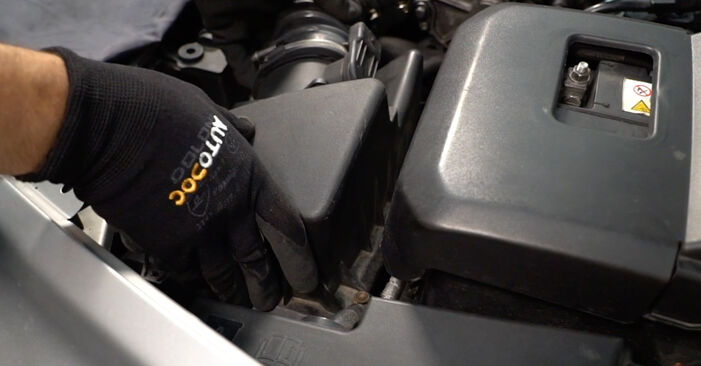 Luftfilter Ihres Volvo S40 mk2 D5 2012 selbst Wechsel - Gratis Tutorial