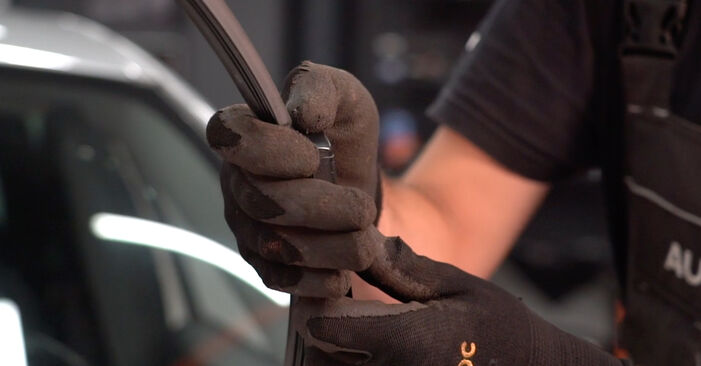 Changing Wiper Blades on VOLVO S80 II (124) 2.0 D3 / D4 2009 by yourself