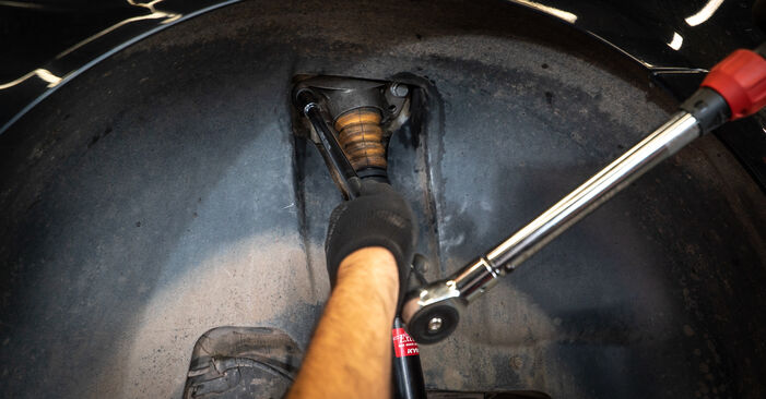 Cómo quitar Amortiguadores en un VW SHARAN 2.0 TDI 4motion 2014 - instrucciones online fáciles de seguir