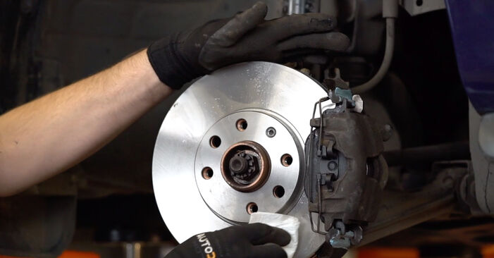 Replacing Brake Discs on Opel Astra F 70 2002 1.7 DTI 16V (F70) by yourself