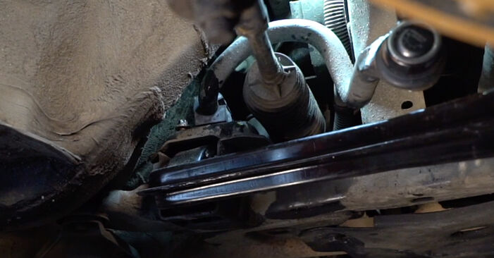 Replacing Anti Roll Bar Bushes on Opel Astra G Estate 2008 1.6 16V (F35) by yourself