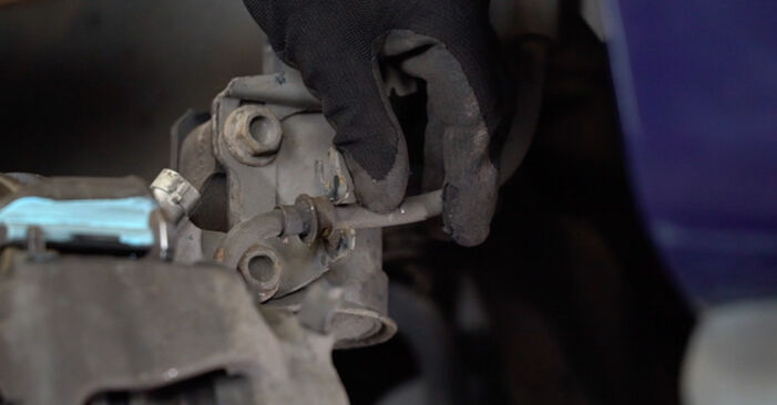 Wie problematisch ist es, selber zu reparieren: Bremsbeläge beim Opel Astra F 70 2.0 DTI (F70) 2005 auswechseln – Downloaden Sie sich bebilderte Tutorials