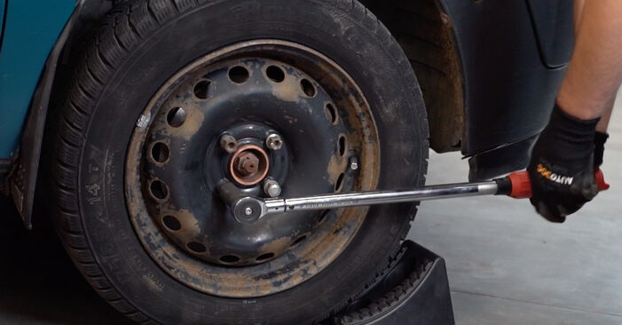 How to remove RENAULT 19 1.8 16V 1991 Brake Discs - online easy-to-follow instructions