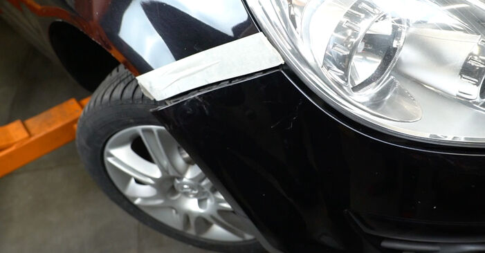 Wie kompliziert ist es, selbst zu reparieren: Scheinwerfer am Opel Corsa D Van 1.2 (L08) 2012 ersetzen – Laden Sie sich illustrierte Wegleitungen herunter