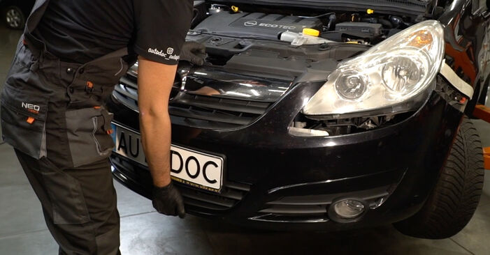 Cik ilgu laiku aizņem nomaiņa: Opel Corsa D Van 2014 Pamatlukturis - informatīva PDF rokasgrāmata