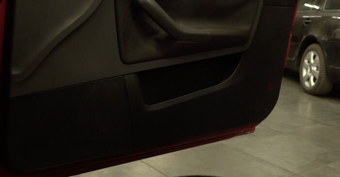 Wie Innenraumfilter beim Seat Ibiza IV Sportcoupe 2008 gewechselt werden - Unentgeltliche PDF- und Videoanweisungen