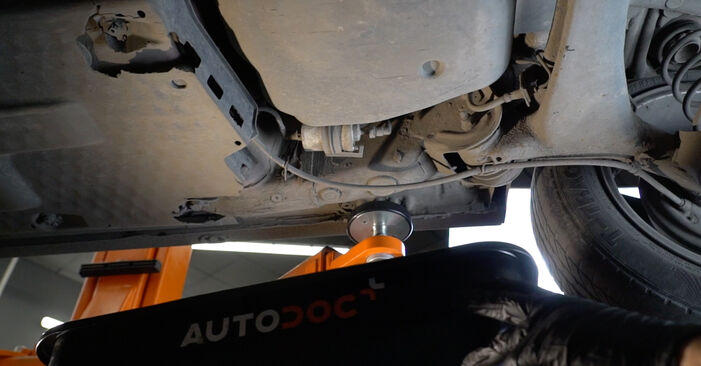 Hvordan man udskifter Brændstoffilter på SEAT AROSA - gratis PDF og video manualer