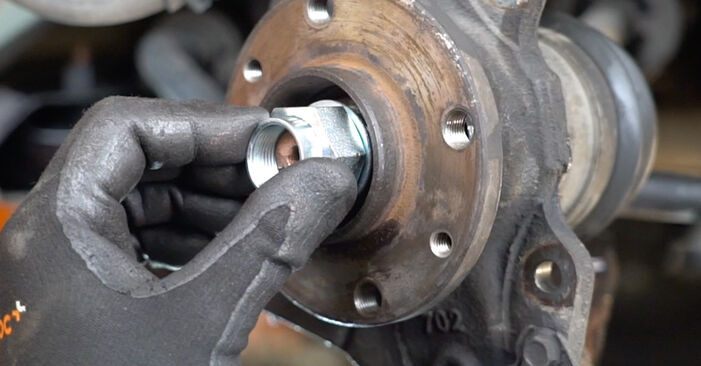 Comment changer Roulement de roue sur FIAT TIPO - trucs et astuces