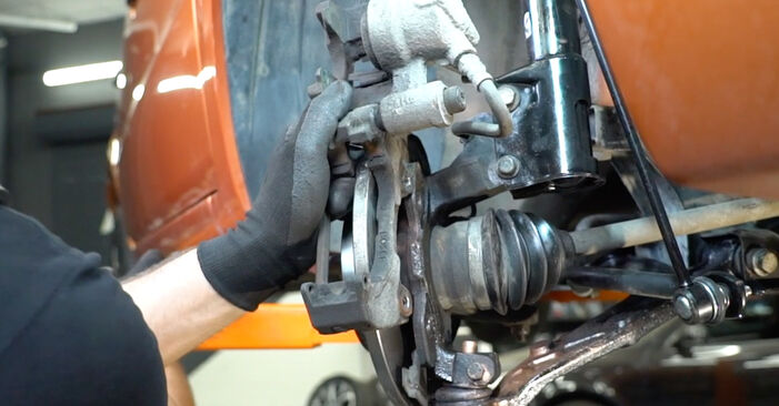 Hvordan man udskifter Bremseskiver på FIAT TEMPRA: hent PDF manualer og video instruktioner