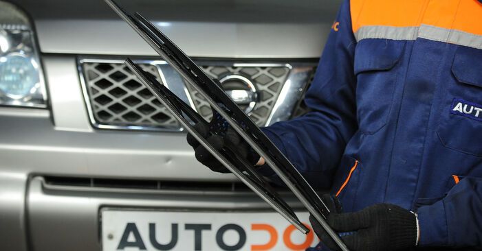 How to change Wiper Blades on Nissan Note E12 2012 - free PDF and video manuals