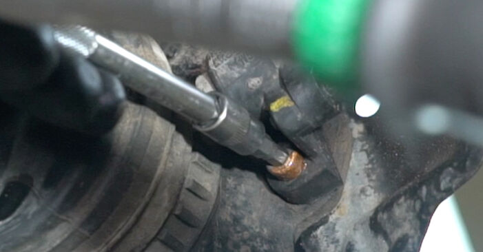 Changing Wheel Bearing on OPEL Corsa B Hatchback (S93) 1.2 i (F08, F68, M68) 1996 by yourself
