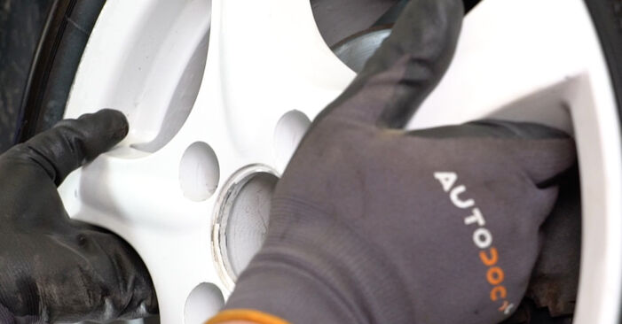 Wie schmierig ist es, selber zu reparieren: Radlager beim Opel Corsa B 1.4 i 16V (F08, F68, M68) 1999 wechseln – Downloaden Sie sich Bildanleitungen