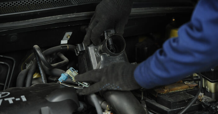 Need to know how to renew Air Filter on TOYOTA VERSO S 2010? This free workshop manual will help you to do it yourself
