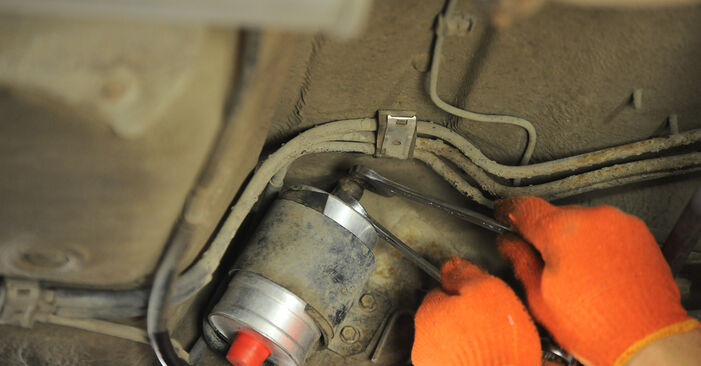 Replacing Fuel Filter on Audi Allroad 4BH 2004 2.5 TDI quattro by yourself