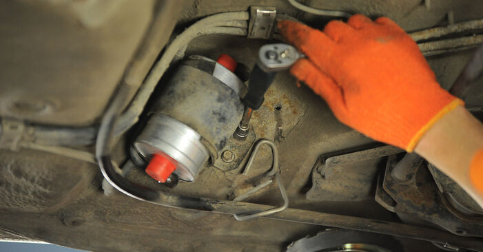 Changing of Fuel Filter on AUDI COUPE (89, 8B) 1996 won't be an issue if you follow this illustrated step-by-step guide