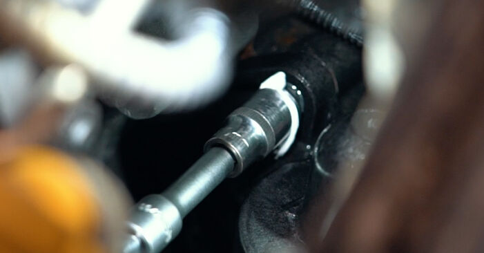 Wie schmierig ist es, selber zu reparieren: Thermostat beim VW Passat B7 Alltrack 2.0 TSI 4motion 2012 wechseln – Downloaden Sie sich Bildanleitungen