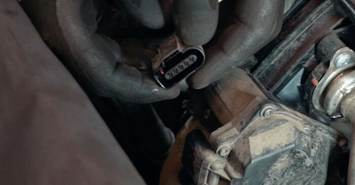 Cambie Termostato en un VW Passat Alltrack (365) 1.8 TSI 2012 usted mismo