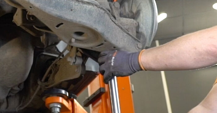 Hvordan skifte Støtdemper på SEAT Leon Hatchback (1P1) 2010: Last ned PDF- og videoveiledninger