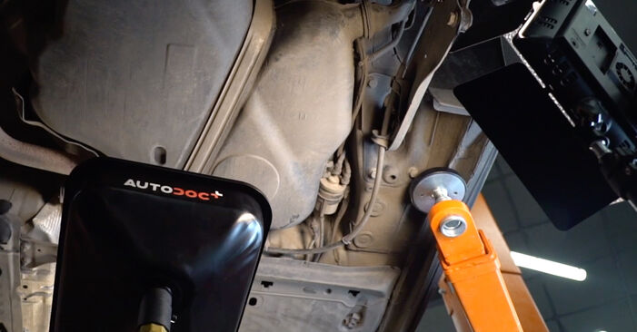 Peugeot 405 15B 1.9 Diesel 1989 Ölfilter wechseln: Gratis Reparaturanleitungen