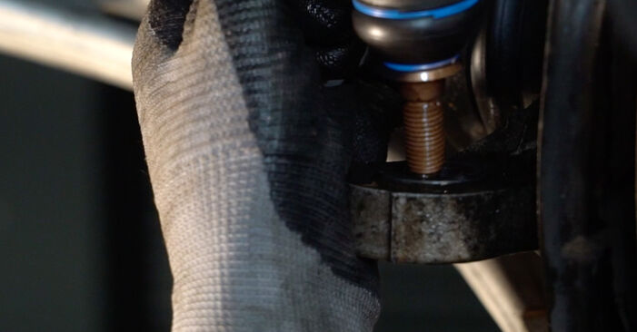 Trinn-for-trinn anbefalinger for hvordan du kan bytte Peugeot 206 2a/c 2011 1.6 16V Hjullager selv