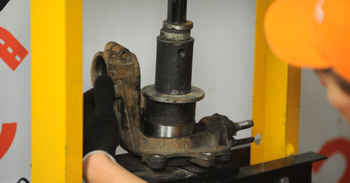 DIY replacement of Wheel Bearing on PEUGEOT 205 Box 1.9 D 1996 is not an issue anymore with our step-by-step tutorial