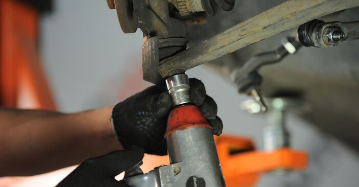 Sustitución de Cojinete de Rueda en un Peugeot 206 Berlina 1.4 2009: manuales de taller gratuitos