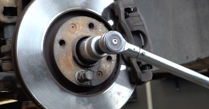 Peugeot 207 cc 1.6 HDi 2009 Stoßdämpfer wechseln: Gratis Reparaturanleitungen