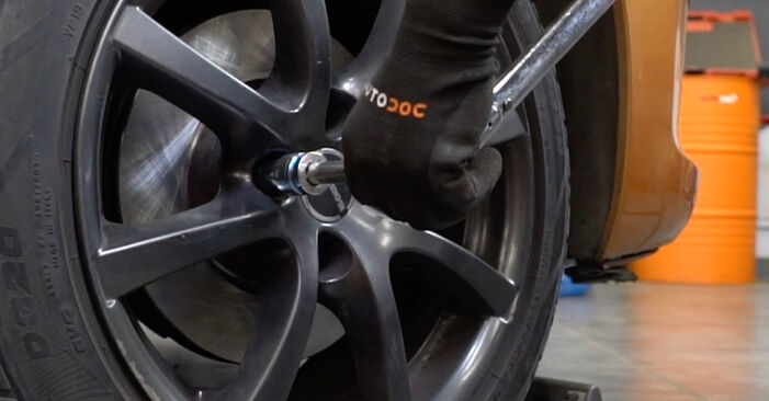 Changing Wheel Bearing on PEUGEOT 308 SW I Box Body / Estate (4E_) 2.0 HDi 2011 by yourself