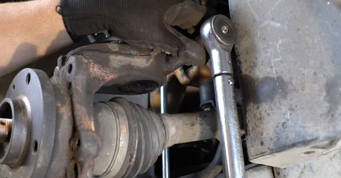 How to change Wheel Bearing on PEUGEOT 207 Saloon 2011 - tips and tricks