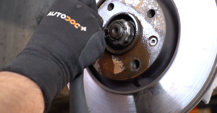 How to change Brake Discs on PEUGEOT PARTNER Box 2020 - tips and tricks