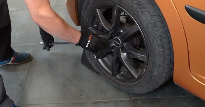 Hvordan skifte Bremseskiver på Peugeot 2008 Stasjonsvogn 2013 – gratis PDF- og videoveiledninger