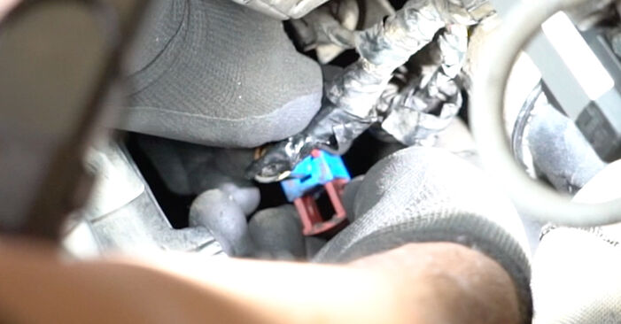 Hvordan skifte Lambdasonde på Peugeot 308 SW Stasjonsvogn 2014 – gratis PDF- og videoveiledninger