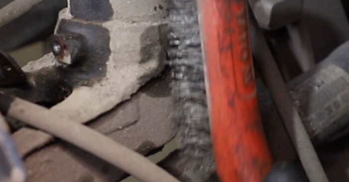 SEAT Alhambra 7N 2.0 TDI 4Drive 2012 Stoßdämpfer wechseln: Gratis Reparaturanleitungen