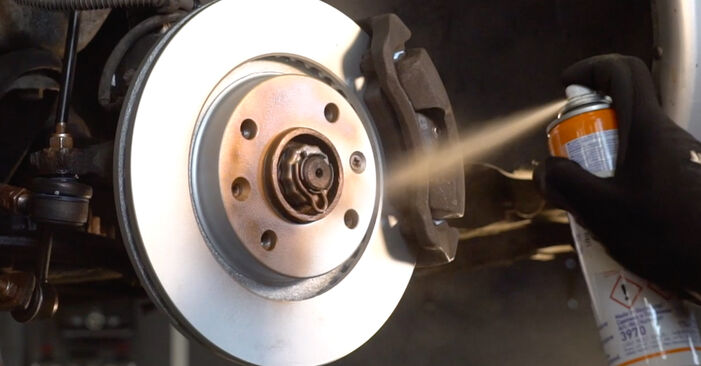 Changing of Brake Discs on Xsara 1998 won't be an issue if you follow this illustrated step-by-step guide