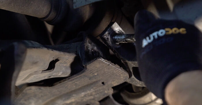 Step-by-step recommendations for DIY replacement Xsara 2003 1.4 Control Arm