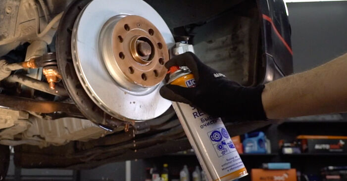 VW Beetle Cabrio 1.6 TDI 2013 Spurstangenkopf wechseln: Gratis Reparaturanleitungen