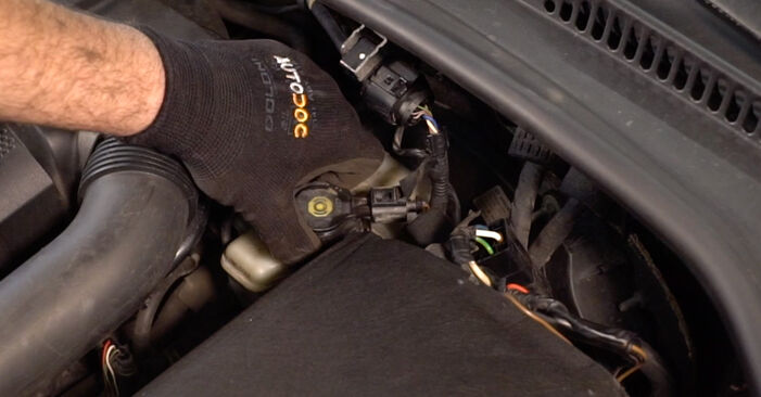 Wie man Bremsbeläge am VW BORA 2012 wechselt – Laden Sie sich PDF-Wegleitungen und Videoanweisungen herunter