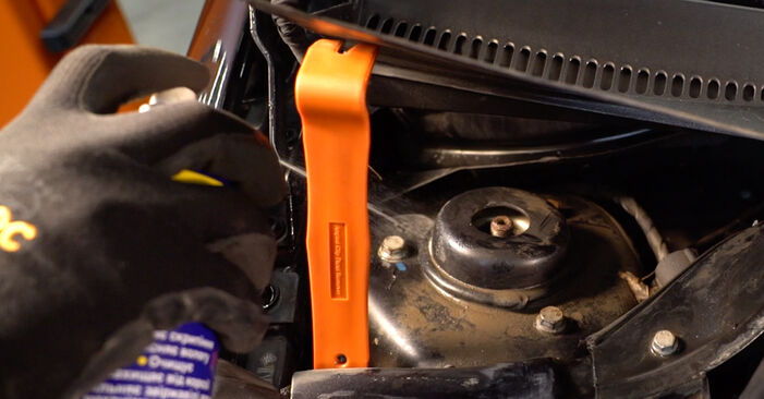 Sustitución de Amortiguadores en un VW Passat B7 Alltrack 2.0 TDI 2014: manuales de taller gratuitos