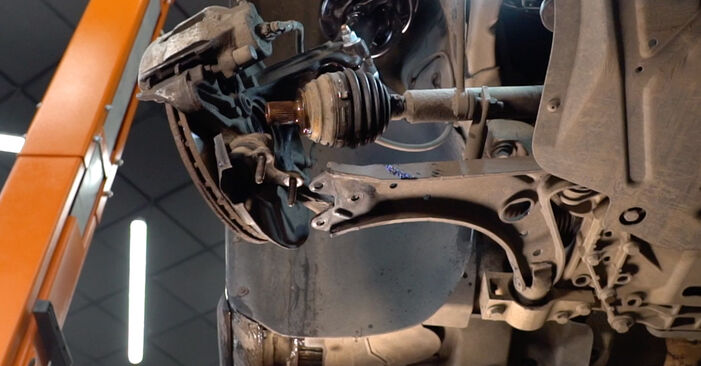 Montaggio Ammortizzatori su VW Passat Alltrack (365) 1.8 TSI 2012 da solo