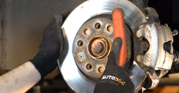 Cambio Amortiguadores en VW Passat Alltrack (365) 2.0 TSI 4motion 2014 ya no es un problema con nuestro tutorial paso a paso