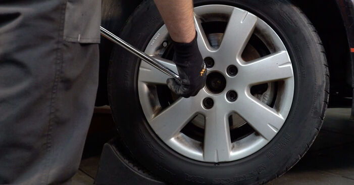 Vanskelighetsgrad: Bytte av Fjærer på VW Golf 6 Cabrio 2.0 R 2011 – last ned illustrert veiledning
