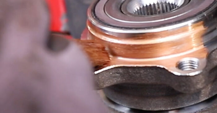 Need to know how to renew Wheel Bearing on SEAT TOLEDO 2005? This free workshop manual will help you to do it yourself