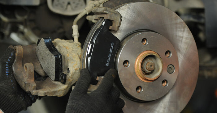 Replacing Brake Discs on VW Multivan T6 2015 2.0 TDI by yourself