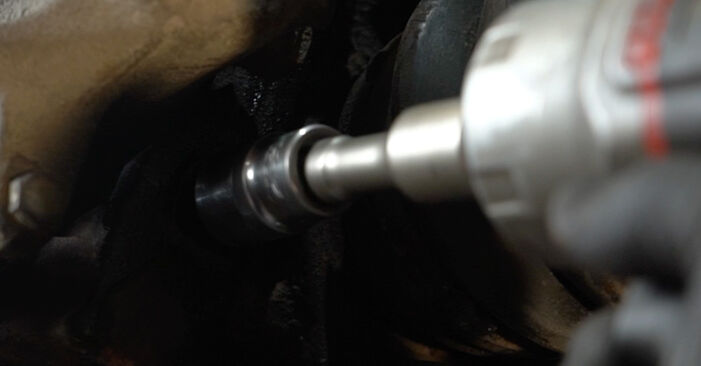 Replacing Wheel Bearing on CITROËN BX (XB-_) 1992 1.8 TRD Turbo by yourself