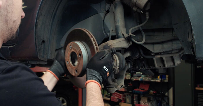 DIY replacement of Brake Discs on FORD FIESTA Box (FVD) 1.6 D 1984 is not an issue anymore with our step-by-step tutorial