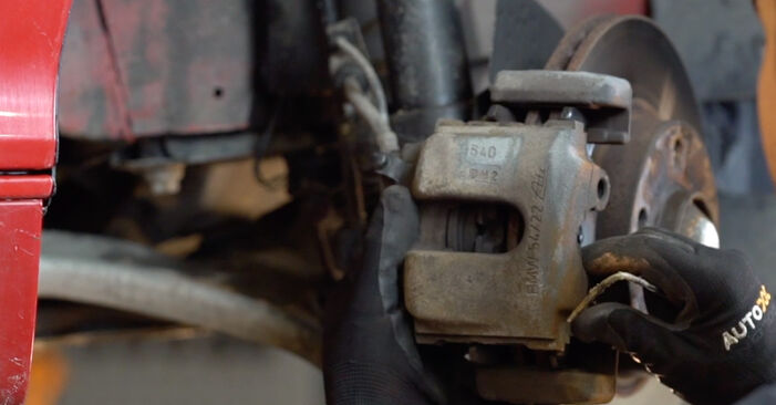 Combien de temps dure le remplacement : Plaquette de frein sur BMW M1 - manuel PDF informatif