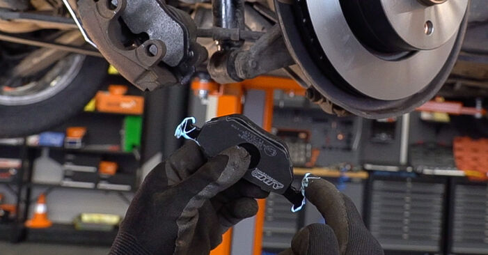 Trin-for-trin anbefalinger for gør-det-selv udskiftning på BMW 3 SERIES Bremseklodser